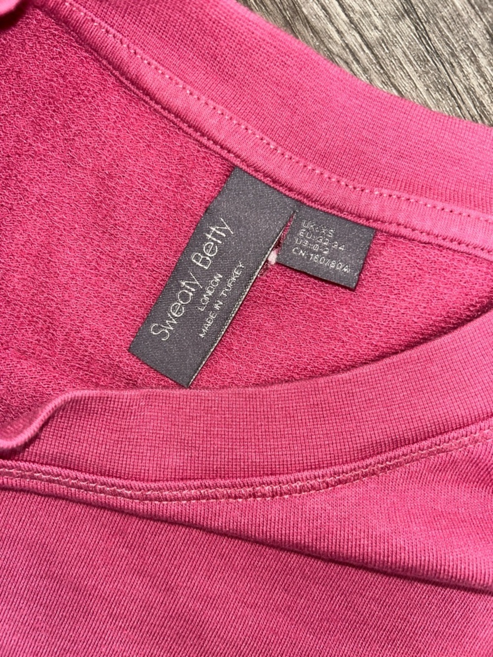 Sweaty Betty Pink Cropped Sweatshirt Thumbholes Pullover Top XS - Picture 3 of 10